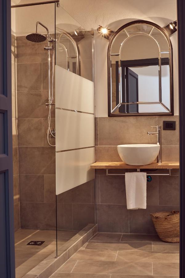 L' Hotellerie Easy Suites Палермо Экстерьер фото